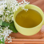 Ceaiul miraculos care te scapă de tuse şi răceală rapid. Secretul din cămara bunicilor