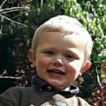 Un băiețel de trei ani, ''fericit și grijuliu'', a murit sfâșiat de câine. Animalul mai rănise grav și alți trecători. Tragedie în Anglia