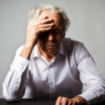 "Pe ușă scrie ȘCOALĂ, dar ar trebui să scrie BALAMUC". Mărturia unui profesor ai cărui elevi fac live pe TikTok în oră