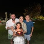 Cu lacrimi în ochi, Andra a sărbătorit ziua de naștere a fiicei sale, Eva, care a împlinit 9 ani. Descoperă mesajul emoționant pe care i l-a dedicat!