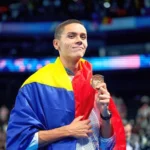 David Popovici trage autoritățile de mânecă, după medaliile obținute la Paris: „Avem o grămadă de stadioane, dar bazine, arene, săli pentru sporturi?!”
