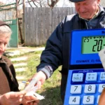 Ce PENSIE va primi un român, după recalcularea de la 1 septembrie, dacă a muncit 20 de ani cu carte de muncă