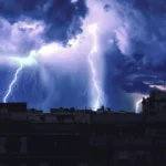 Cod portocaliu de fenomene meteo severe în București și Ilfov. ISU: “Închideți ferestrele! Aveți grijă unde parcați mașinile”