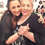 Andra a facut anuntul pe scena si a inceput sa planga: "Mama mea...."