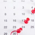 Câte zile libere legale vor avea românii în anul 2025. Se vor bucura și de minivacanțe