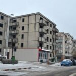 Localitatea din România în care un apartament cu 3 camere costă doar 6.000 de euro, acum, la început de 2025