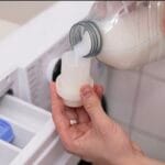 De ce nu miros hainele a balsam după spălare. Greșeli pe care să le eviți