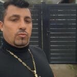 Cine este Adelin Petrișor, omul care a innebunit România cu aparițiile sale pe Tiktok. Influencerul și-a renovat casa din donații, iar mii de oameni îi urmăresc scandalurile dese cu partenera de viață