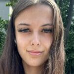 Ea este Catrinel, eleva din Gorj care va reprezenta România la Olimpiada Europeană de Informatică pentru fete