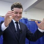 S-au schimbat cotele la casele de pariuri! Nicușor Dan este favorit