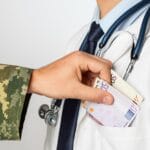 Procedeul prin care militarii ieşeau la pensie pe caz de boală, cu ajutorul şefului de la Neurochirurgie. Ce arată stenogramele