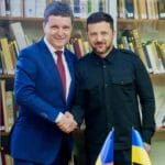 Ce l-a asigurat Nicușor Dan pe Volodimir Zelenski. Președintele Urcrainei dezvăluie ce au vorbit la Summitul B9. Cei doi au avut o discuție față în față