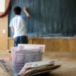 Ce elevi vor mai lua bursă în anul școlar 2025-2026. Ministrul Educației a făcut anunțul, mii de părinți sunt furioși
