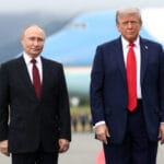 Nimeni nu s-a gândit la asta. De ce are Putin cravata de culoare vișinie, iar Trump una roșie