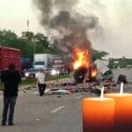 Video. Cel puțin 15 morți într-un grav accident, în Mexic. O dubă plină cu muncitori a luat foc după un impact violent