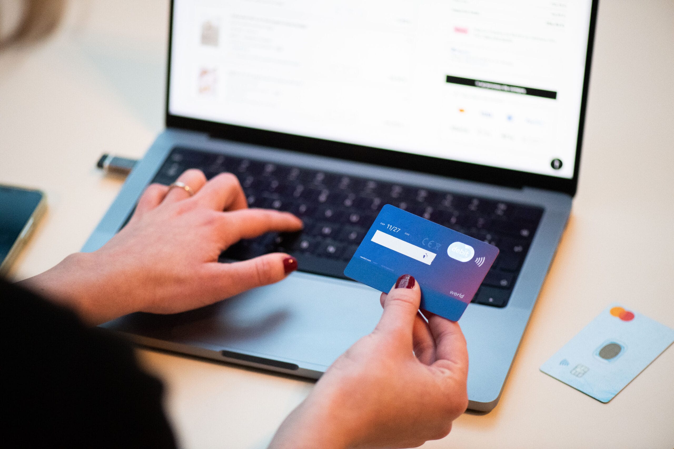 Symbolic images of electronic payments