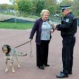 Amendă uriașă pentru un botoșănean care a ieșit la plimbare cu câinele fără să respecte regulile