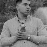 Un tânăr student și-a pierdut viața după ce s-a intoxicat cu monoxid de carbon în timp ce își încărca telefonul în mașină