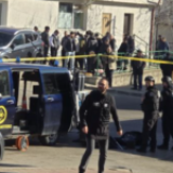 Alertă cu bombă la o bancă. Un colet suspect, abandonat într-o unitate bancară, verificat de polițiști