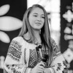 Andreea Micu a murit la doar 17 ani. Tânăra interpretă de muzică populară suferise un AVC înainte să urce pe scenă