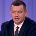 Cine este Eugen Tomac, europarlamentarul vehiculat pentru funcția de premier. Politicianul a venit în România la 17 ani