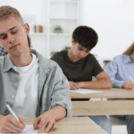 Subiecte la Matematică, Evaluarea Națională 2026. Cercul și prisma, printre subictele din acest an