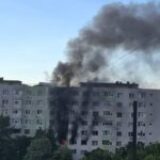 Incendiu puternic într-un bloc din Sectorul 2 al Capitalei. 28 de persoane au fost evacuate, iar trei au ajuns la spital