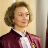 Lovitură de teatru la CCR. Simina Tănăsescu renunță la dosarul Legii Integrității