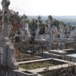 Groparul a auzit strigăte dintr-un mormânt. Ce a descoperit când a început să sape