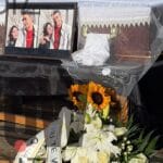 Primele imagini de la priveghiul Ancăi Pandrea! Sicriul actriței a fost depus la capelă, iar lângă ea se află o fotografie cu Iurie Darie