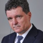 Vești importante pentru pensionari! Florin Manole a anunțat ce se întâmplă cu pensiile și ajutoarele de 500 de lei din decembrie